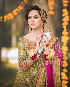 Nimra Khan, Mohsin Naveed Ranjha, Dress Makeover, Pakistani Party Wear Dresses, Pakistani Bridal Makeup, Pakistani Party Wear