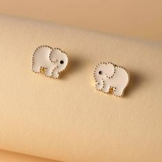 This Unique Pair Is A Wonderful Addition To Your Wardrobe And Your Style; Sure To Get Lots Of Compliments! Gsunck50t00n3xh Kids Gold Jewelry, Elephant Earrings Studs, Small Earrings Gold, Small Elephant, Elephant Jewelry, Cartoon Elephant, Elephant Earrings, Bear Necklace, Animal Earrings