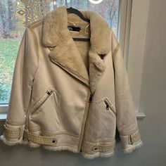 Creamy Ecru Zara Jacket. Faux Fur, Lined. Super Soft. Like New Condition. Size S. Casual Zara Outerwear With Faux Fur Lining, Zara Beige Outerwear With Faux Fur Lining, Zara Cream Long Sleeve Outerwear, Shearling Jacket Women Zara, Zara Long Sleeve Outerwear With Faux Fur Lining, Zara Jacket, Zara Jackets, Aviator Style, Cream White