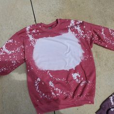 These are Gildan sweatshirts blank bleached Dark heather and light pink are a 50/50 blend poly and cotton All others are a 60 poly 40 cotton blend Perfect for sublimation , vinyl , screenprints! These are blanks ready for you to design they are sprayed front and back then washed and dried before shipping. If you get any scorching on the bleached area when pressing your design just spritz with peroxide it will come right out! Sublimation Vinyl, Blank Sweatshirts, Sublimation Prints, Gildan Sweatshirts, 50 50, Mom Shirts, Cool Shirts, Christmas Sweaters, Light Pink