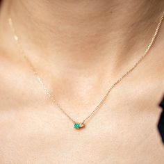 A dainty necklace in 14K gold with natural emerald and diamond in cluster set. This necklace is ideal as everyday jewelry and a great option for a birthday gift as emerald is the May birthstone. D E T A I L S ● Metal: 14K solid gold, 14K white gold or 14K rose gold ● Gemstones: Emerald, round cut 3mm, Diamond, brilliant cut, 2mm ● Gemstones Weight: 0.10 ct, 0.03 ct ● Length: 40 cm - 16 inches H O W ∙ T O ∙ O R D E R Choose from the drop-down menu the available options (Metal) and leave us a note Emerald Diamond Necklace, Gold For Women, Gold Amethyst Ring, May Birthstone, Emerald Necklace, February Birth Stone, Quartz Necklace, Natural Emerald, Emerald Diamond