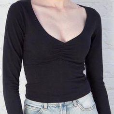 Brandy Melville Black Cinched Long Sleeve Nwt One Size, Fits Xs/S Aria Montgomery Style, Tops Brandy Melville, Aria Montgomery, Brandy Melville Tops, Brandy Melville, Brandy, Long Sleeve Tees, Womens Tops, Tops & Tees