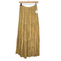 Vintage 90s Tan Double D Ranch Nwt Broomstick Flare A-Line Elastic Waist Full Length Skirt Women’s Size Xs- Could Fit A Small And Up To A Medium Approximately 38” Length New With Tags Condition- Smoke Free Home Perfect And Versatile 1990’s Tan Broomstick Maxi Skirt By Double D Ranch. 100% Rayon With An Elastic Waist And Tiered Full Skirt. Full Length Skirt, Double D Ranch, Full Length Skirts, Skirt Women, Full Skirt, Tan Brown, Vintage 90s, Maxi Skirt, Elastic Waist