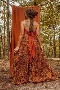 Summer Hippie Flowy Cover-up, Flowy Long Hippie Cover-up, Earthy Clothing Style, Plus Size Hippie Outfits, Earthy Hair, Bohemian Brown Summer Cover-up, Earthy Aesthetic Fashion, One-size Hippie Style Headwrap, Multicolor Bohemian Headscarf