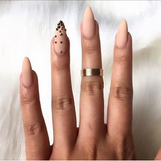 definitely getting these next time I go to the salon! Matte Stiletto Nails, Stiletto Nail Art, Stiletto Nails Designs, Almond Nails Designs, Best Nail Art Designs, Almond Nail, Super Nails, Ideas Nails, Instagram Ideas