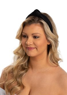 Top Knot Headband made of Italian lycra (Swimwear Fabric). This piece is a great beach or pool accessory. We use a lightweight, no pinch headband mold to ensure all day comfort. Pair this item with our Swim Wash to clean and help keep the vibrant color last. Top knot size may vary slightly due to fabric thickness.Want a different color?Contact Customer Care @ (843) 365-2894 ext. 1 to speak to your Tara Grinna Fit Specialist. Elastic Stretch Headband, Casual Black Adjustable Swimwear, Stretch Bandeau Headband For Summer, Black Headband For Summer, Adjustable Elastic Summer Headband, Summer Beach Headband, Summer Beach Headband, One Size Fits Most, Summer Beach Headband, One Size, Black Summer Headband One Size