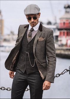 Hm Shoes, Suits And Sneakers, Black Men Fashion Swag, Millenial Fashion, Dapper Gentleman, Suits Clothing, Bloomingdales Fashion, Seapunk Fashion, Sheer Fashion