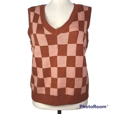 Neon Soul Vest V Neck Sleeveless Sweater Vest Ladies Size 2x Color Brown Plaid Pullover 100 % Acrilic Machine Wash Measurements Chest : 22 Length : 22 See Pictures For More Information (A-88) Retro Tank Vest, Casual Brown Tank Vest, Casual Sleeveless Fall Vest, Brown Sleeveless Tank Top For Fall, Trendy Tank Sweater Vest For Layering, Cotton Tank Sweater Vest For Fall, Retro Sleeveless Sweater Vest For Fall, Brown Sleeveless Sweater Vest For Spring, Spring Brown Sleeveless Sweater Vest