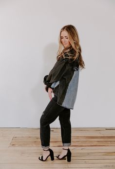 Details: Lace trimmed color block denim pullover Black denim/medium wash denim Quarter Button up Loose fitting Button cuffs Sizing: Fits true to size Model wearing size small Denim Pullover, Trim Color, Colby, Chic Boutique, Black Denim, Lace Trim, Color Block, Button Up, Loose Fitting