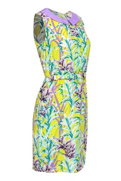 Be bold, bright, and botanical in this darling silk blend dress by Kate Spade. This fun dress has ruffles along the waistline to create an hourglass figure, and a collared neckline gives it that classic Kate Spade feel. Great to wear on the weekend with sandals and your favorite bright bag or to work with a fun blazer and nude pump! Size 4 55% Silk, 45% Viscose Invisible back zipper with keyhole and button Unlined Sheath silhouette Collared round neckline Sleeveless Elasticized waist Bust 36" Wa Kate Spade Summer Knee-length Dress, Kate Spade Knee-length Summer Dress, Multicolor Sleeveless Belted Dress, Multicolor Belted Sleeveless Dress, Green Belted Dress For Garden Party, Fitted Summer Dresses By Kate Spade, Fitted Kate Spade Summer Dress, Bright Bag, French Girl Chic