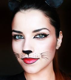 5+Last-Minute+Halloween+Looks+That+Only+Require+Eyeliner+via+@byrdiebeauty Catwoman Makeup, Cheap Halloween Costumes Diy, Cat Face Makeup, Cheap Halloween Diy, Make Up Diy, Cat Halloween Makeup, Halloween Make-up Looks, Cat Women, Pretty Halloween