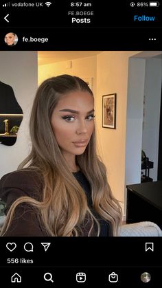 Brunet Blond Highlights, Hair Inpos Ideas, Medium Blonde Hair Inspiration, Dark Brows Lighter Hair, Dark Roots Light Brown Hair, 2 Tone Brown Hair Color, Good Colors For Brunettes To Wear, Leah Taylor Hair