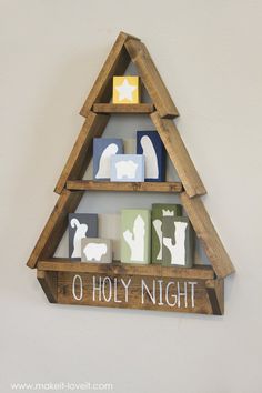 Nativity Blocks, Tree Shelf, Nativity Crafts, O Holy Night, Christmas Wood Crafts, Wood Ideas, Diy Tips, Christmas Nativity