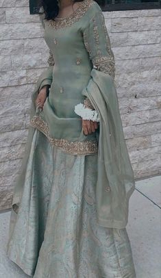 Desi Dress, Desi Wear, Gaun Fashion, Desi Fashion Casual, Pakistani Fancy Dresses, Pakistani Dresses Casual, Pakistani Fashion Party Wear, Beautiful Pakistani Dresses, Desi Clothes