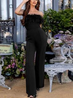 Loving On Me Sequined Feather-paneled Jumpsuit - Body By J'ne Feather Jumpsuit, Club Jumpsuit, Patchwork Boots, Jumpsuit Casual, Wedding Jumpsuit, Black Bandeau, Loose Jumpsuit, Jumpsuit Elegant, Party Kleidung