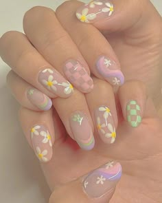 Checkered Nails, Fake Nails Designs, Spring Acrylic Nails, Hippie Nails, Cute Simple Nails, Simple Gel Nails, Summery Nails, Girly Acrylic Nails, Pretty Gel Nails