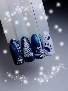 Christmas Nail Art Designs Blue, Blue Christmas Nails 2023, Nail Art Natale, Xmas Nails Blue, Blue Nails Christmas, Christmas Blue Nails, Blue Xmas Nails, Blue Christmas Nails Winter