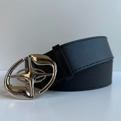 Y2k 2000s Chrome Emblem Black And Silver Grunge Emo Belt These Belts Are Unisex! Beautiful Star Design 1.5w X 39l Brand New Belts Men Fashion, Retro Belts, Chrome Star, Y2k Outfits Men, Mens Belts Fashion, Y2k Belt, Blue Belt, Gothic Rings, Dope Jewelry