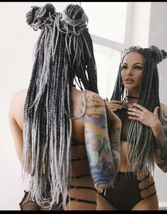 Braid Hacks, Single Ended Dreads, Dreadlocks Girl, Blonde Dreads, Top Braid, Dreads Girl