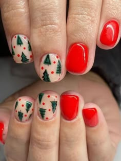 Christmas tree nails: short red nails with trees Christmas Tree Nail Art, Tree Nail Art, Christmas Tree Nails, Tree Nails, Her Nails