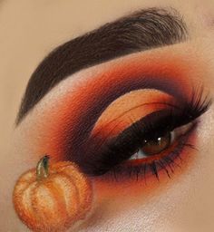 Fall Leaf Makeup Looks, Pumpkin Glam Makeup, Pumkin Makeup Eye, Fall Leaves Makeup, Pumpkin Makeup Easy, Autumn Makeup Art, October Makeup Looks, Pumpkin Makeup Looks