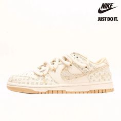 Nike ​SB ⁤Dunk Low x LV 'Graffiti' SJ2068-250 Nike Sb Dunk Low, Cute Nike Shoes, Sb Dunk Low, Nike Sb Dunks Low, Nike Sb Dunk, Shoe Inspiration, Cute Nikes, Sb Dunk, Swag Shoes