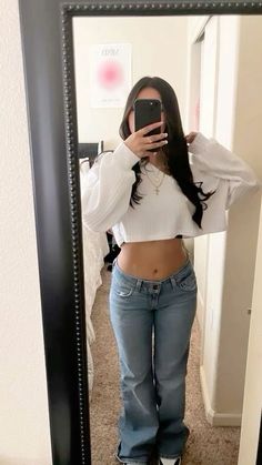 Fall Outfits Latina Women, Black Latina Outfits, Cute B Day Outfits, Fits For Short Women, Latina Outfit Inspo For School, Quinceanera Outfit Guest Casual, Latina Y2k Outfits, Latina Outfits School Winter, Outfits For Latinas