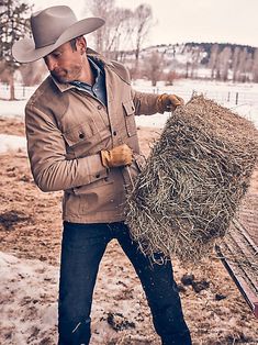 A WHOLE NEW LEVEL OF COMFORT Comfortable and rugged enough to take on the season ahead, the Wrangler® men’s barn coat is as versatile as it gets. This classic barn jacket is lined in a quilted flannel for lightweight warmth that won’t weigh you down or hold you back. It features corduroy detailing at the yoke and collar for some added contrast to set your look apart from the crowd. It also comes with all the storage space you need for your essentials between the two chest pockets and lower hand Country Outfits For Men, Ranch Fashion, Mens Western Wear, Outdoor Outfits, Cowboy Life, Men Bodies, Barn Jacket, Barn Coat, Dream Lover