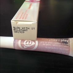 Mk@Play Jelly Lip Gloss In Glow With It. Sheer Sparkly Look Is Very Pretty. Bundle And Save! Kissing Jelly Gloss, Shimmery Lip Gloss, Jellicious Lip Gloss, Yummy Lip Gloss Covergirl, Lip Gloss Covergirl, Jelly Lip Gloss, Lip Gloss Colors, Mary Kay Makeup, Lip Balm Gloss