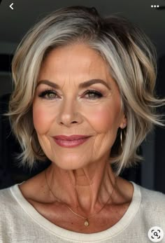 Discover chic, low-maintenance short hairstyles for women over 60 that are easy to style and suit different hair types and face shapes. Women's Mohawk, Hairstyles Celebrities, Old Hairstyles, Mohawk Hairstyles, Mom Hairstyles, Sassy Hair, Hairstyles Women, Women's Hairstyles, Square Faces