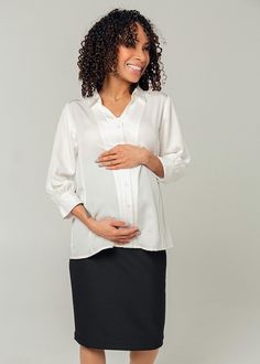 What could be more indispensable to a woman's maternity wardrobe than a white button down top? Our gorgeous, sustainable workwear classic will be your foundation piece for dozens of chic pregnancy and nursing looks, in and out of the office. 

No Gap (tm) bra-hiding front panel 
Made from luxury TENCEL fabric
Cool touch
Washable
Sustainable

#maternityworkwear #maternityworkoutfits #maternityworkclothes #maternityshirt #breastfeedingclothes #marionmaternity Petite Models, Pregnancy Essentials, Breastfeeding Clothes, Gap Maternity, Pregnancy Looks