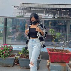 Wide Leg Jeans Outfit, Casual Indian Fashion, Hipster Outfits, Modest Fashion Outfits, Teenage Fashion Outfits, Casual Style Outfits, Cute Casual Outfits