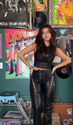 Rock N Roll Outfit Aesthetic, Sara Landry Outfit, Metal Women Fashion, 80s Women Rock Fashion, Metal Core Concert Outfit, Zeds Dead Concert Outfit, Rock Goth Aesthetic, Leather Alt Outfits, Rockstar Aesthetic Women