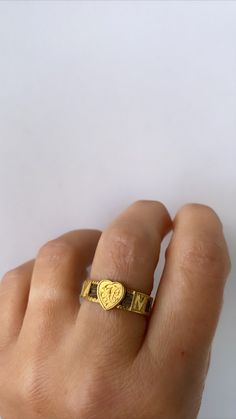 This is a beautiful antique mourning ring set in 18ct gold and dated from the Edwardian period. With woven hair covering the shank, interspersed with the letters MEMORY and a gold heart right in the centre with the initials A.P engraved on it. It's in very good condition with minor wear commensurate with age - there is some small engraving loss in the square of letter Y (as seen in photo). Crafted in solid 18ct gold, it has acquired a wonderful patina to it. Size: P/US7.5 (not resizable) Fully h Hair Covering, Halo Ring Setting, Cluster Ring Set, Letter Y, Spinel Ring, Three Stone Diamond, Hair Cover, Diamond Ring Settings, Pearl Set