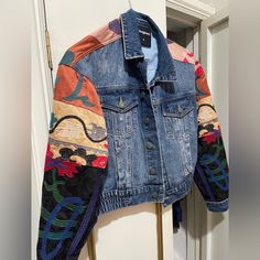 Nwt Desigual Jacket Size Xl Fashion Upcycle, Embellished Jackets, Zara 2022, Custom Jeans Diy, Custom Jean, Ropa Upcycling, Upcycled Jackets, Custom Jean Jacket, Jacket Art