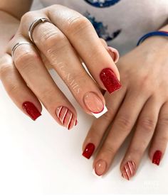 Short nails can be just as stylish and versatile as longer ones, especially during the winter season. Whether you prefer classic designs or more creative nail art, there are plenty of short winter nai ... less Toe Nail Designs For Christmas, Christmas Nails Square Short, Christmas Toe Nail Designs, Red Christmas Nails, Christmas Nails Easy, Christmas Gel Nails, Simple Gel Nails, Girly Acrylic Nails, Nail Candy