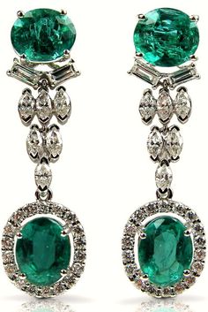 Emerald Diamond Earrings, Emerald Earrings, I Love Jewelry, Emerald Diamond, White Diamonds, Bling Bling