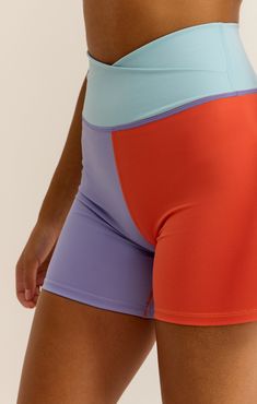 You’ll stand out for sure in the Color Block Bike Short. Part of our Rainbow Brights capsule, this sleek and supportive short is made from our sweat-wicking Pure Performance fabric and has a fun crossover detail. It makes a matching set with the equally bold Spot On Color Block Bra. Colorful Gym Outfit, Girly Workout Outfits, Retro Activewear, Gym Outfits Ideas, Trendy Gym Outfits, Outfit Ideas Gym, Women Gym Outfits, Gym Outfit Ideas, Trendy Workout Outfits