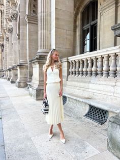 Old Money Outfit, Old Money Outfits, Classy Summer Outfits, Money Outfit, Midi Dress Summer, Style And Grace, Fashion Lookbook, Dress Summer