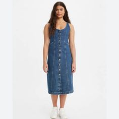 Levi's Mikayla Denim Button Up Dress Size Xs New With Tag Ee Levi Dress, Denim Button Up Dress, Popular Clothing Brands, Top Clothing Brands, Ethical Fashion Brands, Popular Dresses, Clothing Retail, Love Clothing, Button Up Dress