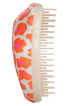 What it is: A compact hairbrush made with shorter bristles that soften the cuticle for bright and frizz-free hair. Who it's for: Ideal for all hair types. What it does: A hairbrush made with patented dual layer-regular-flex bristle technology that gently detangling hair with without pulling or tugging. Plastic Made in the UK Mini Hairbrush, Healthy Curly Hair, Christmas Classroom Door, Detangling Hair, Tangle Teezer, Wishlist 2024, Real Christmas, Frizz Free Hair, Christmas Gift List