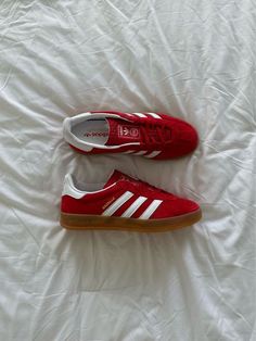 Red Sambas, Red Gazelle, Red Sneakers Men, Tennis Adidas, Adidas Gazelle Indoor, Adidas Originals Gazelle, Indoor Shoes