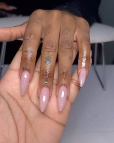 Last chrome post 😭 I just love how clean this set is !!! 😍 | Instagram Fully Booked, Almond Acrylic Nails, Sparkle Nails, January 3, Neutral Nails, Square Acrylic Nails, Classy Nails, Chic Nails