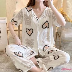 Qteee - Delightful Love Heart Bow Print Pajamas Three-Piece Set White Printed Sleepwear, Printed White Sleepwear For Home, Comfortable White Sleepwear Set, Comfortable White Sleep Set, White Printed Loungewear Sets, Comfortable White Home Wear Set, White Casual Pajama Party Sets, Cute White Sleepwear For Home, White Casual Sets For Pajama Party