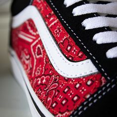 Add these lit custom Old Skool Vans with a red bandana pattern to your kicks collection. We meticulously measure and custom laser cut the fabric to best-fit Old Skool Vans. Each custom-made pair is unique and will not match the listing images. The shoes will ship out within 5 days of the original purchase. Each pair will have custom fabric on the outer side of each pair. Both sides can be customized if requested. Important: No refunds or exchanges! Unisex Size Chart Conversion ( Size Men's + 1.5 Custom Red Sneakers For Streetwear, Red Custom Sneakers For Streetwear, Custom Red Sneakers With Round Toe, Red Lace Skate Shoes For Streetwear, Custom Red Sneakers With Rubber Sole, Red Skate Shoes With Laces For Skateboarding, Red Bandana Shoes, Bandana Shoes, Old Skool Vans