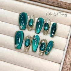 Nails Asian, Badass Nails, Nail Art Photos, Salon Logo Design, Top Nails, Nails Green, Basic Nails