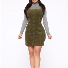 Very Nice Material And Perfect For The Fall!! Winter Outfits Black Women, Fashion Nova Black Dress, Slinky Mini Dress, Glitter Mini Dress, 70 Fashion, White Bodycon, White Bodycon Dress, Spaghetti Strap Mini Dress, Ribbed Mini Dress