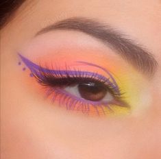 Fire Makeup, Vibrant Makeup, Dramatic Eyes, Eye Makeup Designs, Colorful Eye Makeup, Native American Beadwork