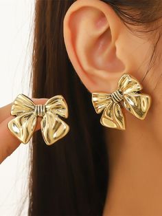 Style : TRENDY Gender : Women Material : Metal Shape\pattern : Bowknot Metals Type : zinc Alloy Brand Name : FOMALHAUT Item Type : EARRINGS Fine or Fashion : fashion Earring Type : Stud Earrings Color : Gold Color WHAT ABOUT REFUND?   Fast refund,100% Money Back Guarantee. If your product is defective or doesnt work properly, let us know and well send you a replacement one. We believe in our products so much that we offer a 30-day No-Hassle refund policy. If youre unhappy about your purchase, send us the product back and well refund your money immediately. Gold Earrings With Decorative Bow For Party, Feminine Bow Drop Earrings Jewelry, Elegant Gold Earrings With Decorative Bow, Bow Earrings Studs, Cheap Yellow Clip-on Earrings For Women, Collagen Lip Mask, Birthday Party Accessories, Simple Stud Earrings, Retro Earring