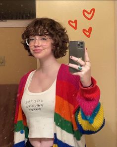 Lesbian Hair, Lesbian Haircut, Pride Lesbian, Deep Wave Hairstyles, The Best Summer, Fluffy Hair, Random Photos, Short Hair Haircuts, Hair Reference